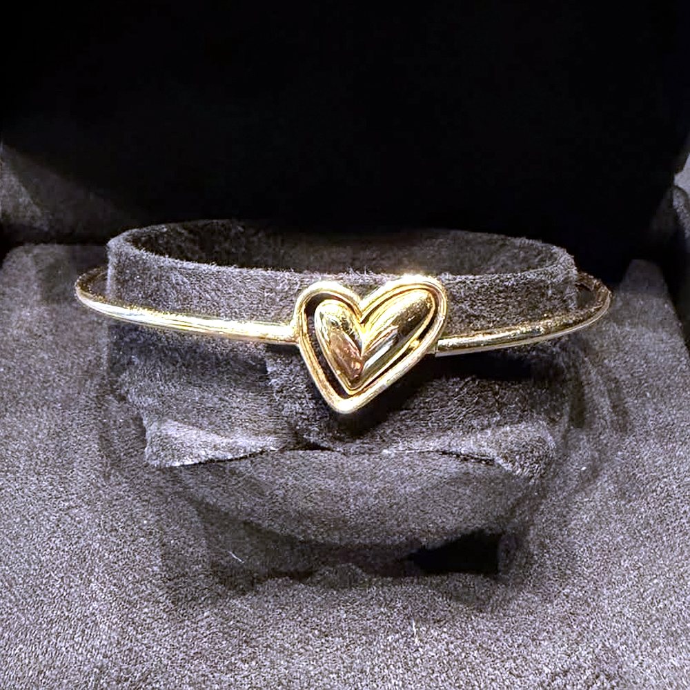 Heart bangle