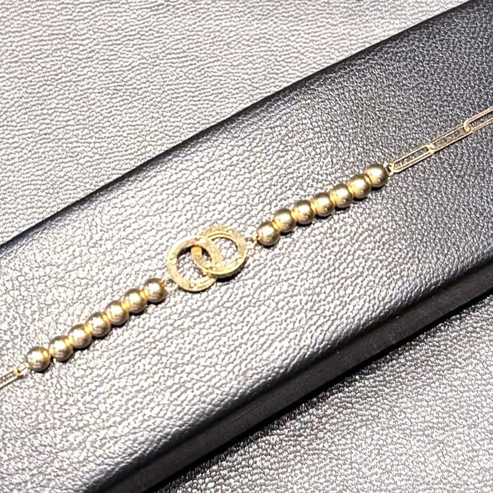 Linked rings bracelet