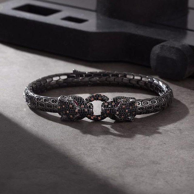 Panther bracelet, amber ring clasp
